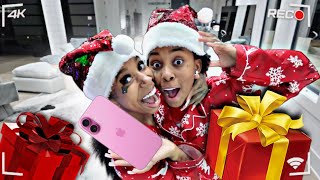 OPENING OUR FIRST CHRISTMAS GIFTS π !!
