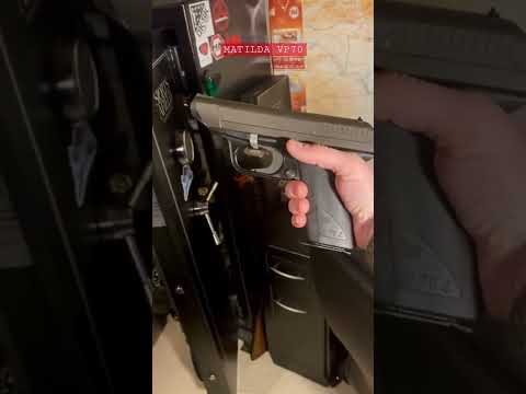 Video: Di mana senjata heckler koch dibuat?