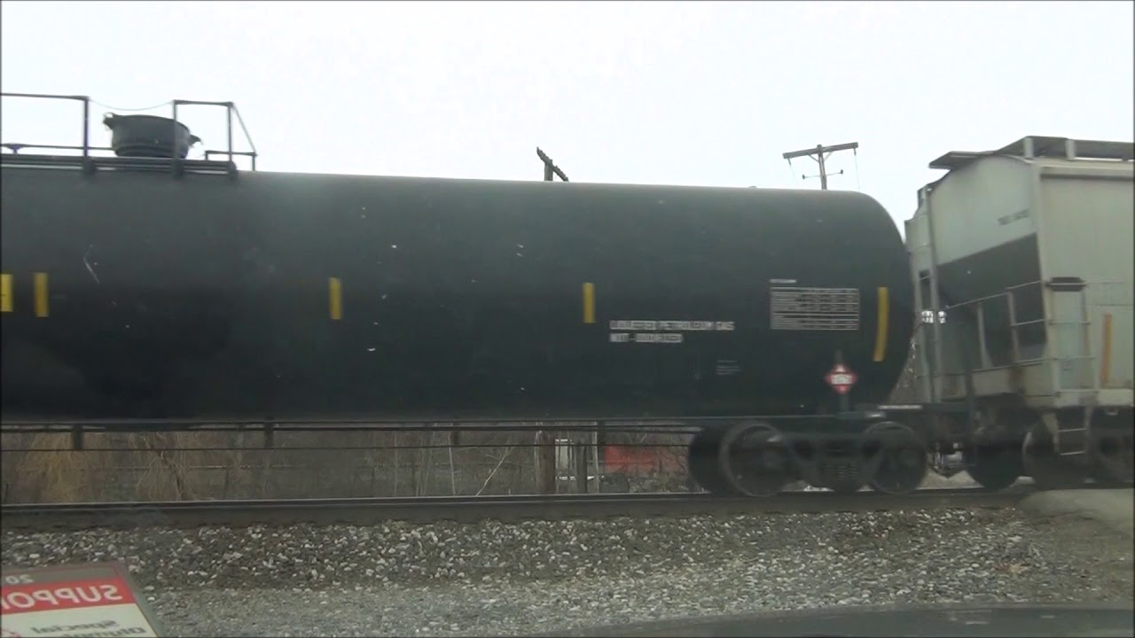 bnsf 5729 NS Train Hits The Horn