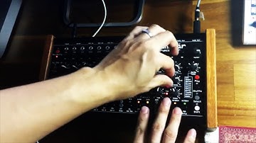 Playing with MFB TANZBAR 1