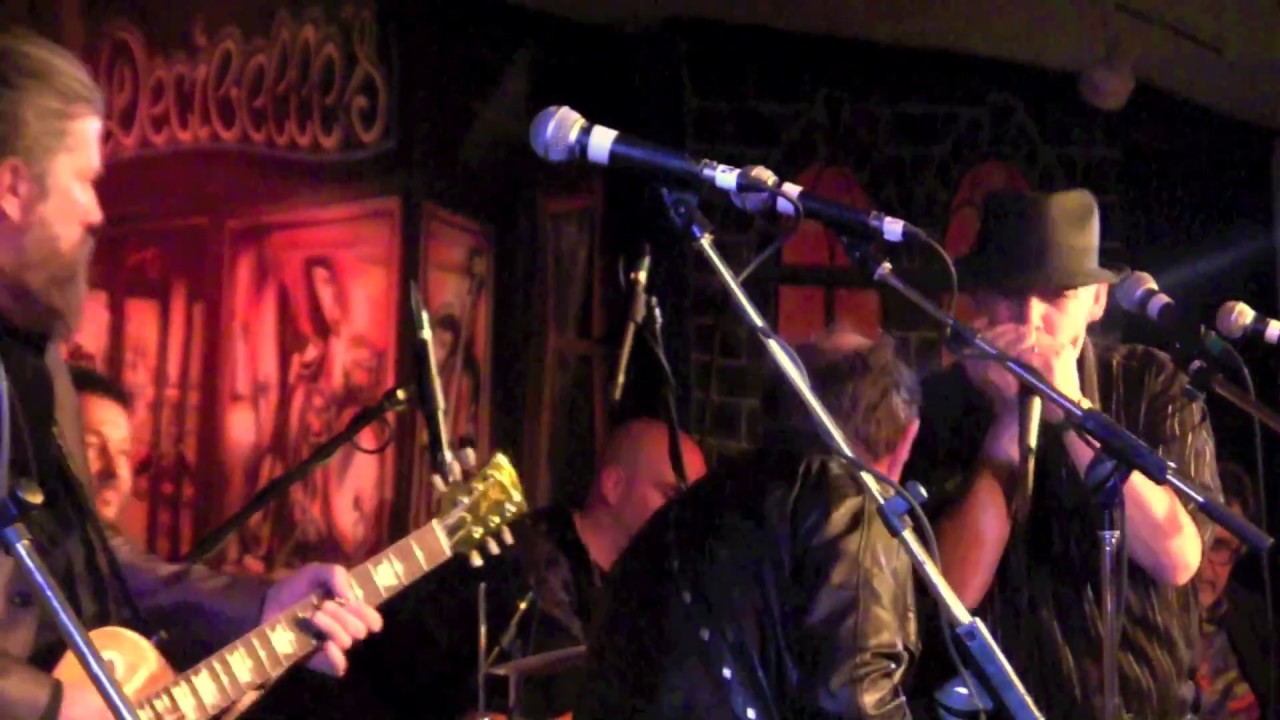 ❝Double Jack❞ Hornby Blues Society Electric Dance Set features vocalist Erin McCallum