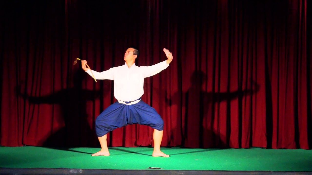 e_RMUTT เพลงตระบองกัน (ยักษ์)