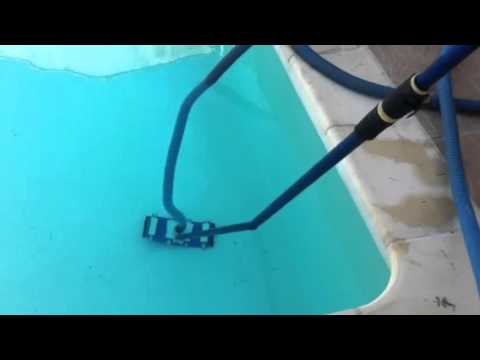 Pool vacuum - Automatic pool cleaner - YouTube