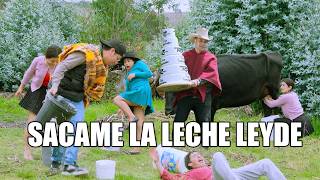 Los vecinos vendiendo la leche al Lechero. II T3 - EP19