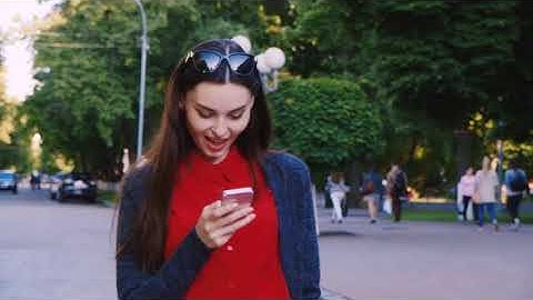 The Great Debate: Can AI Chatbots Replace Humans?