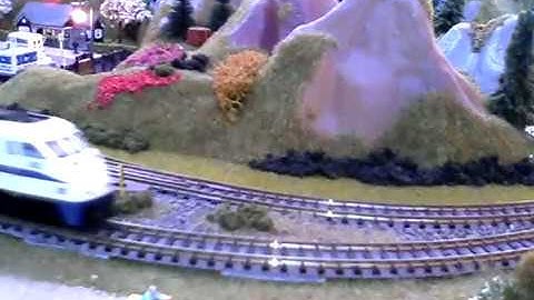 Athearn EMD F59PHi Metrolink with sound, N scale.