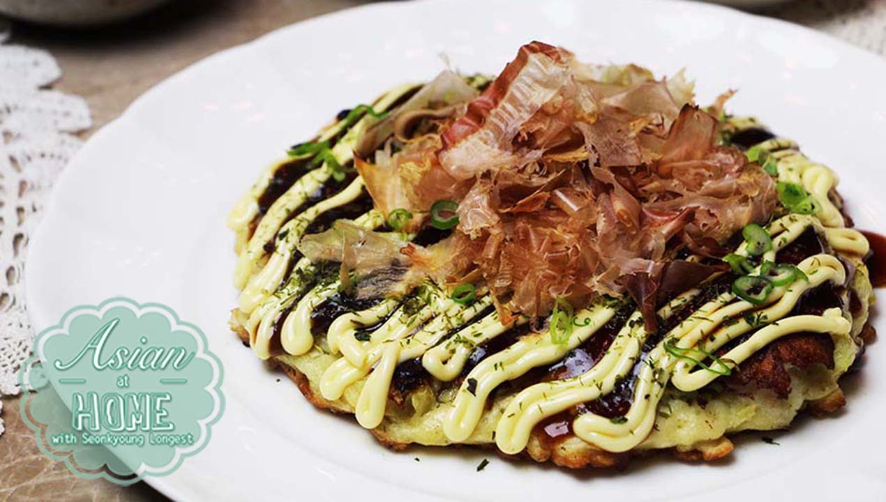 Okonomiyaki Recipe (Japanese Grilled Savory Pancakes with Pork and Seafood)  - Cooking with Dog