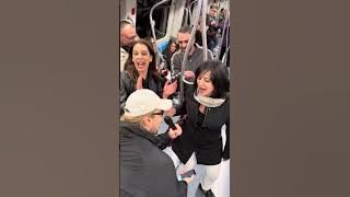 Download lagu Sara’ PERCHÉ TI AMO METRO NAPOLI ❤️❤️🇮🇹🇮🇹