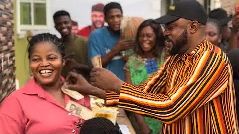 ODUNLADE ADEKOLA’S WIFE DANCED WITH HIM AT HIS SURPRISE BIRTHDAY CELEBRATION BY STUDENTS OF OAFP