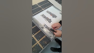 Udskiftning af Tip-On Blumotion under skuffe