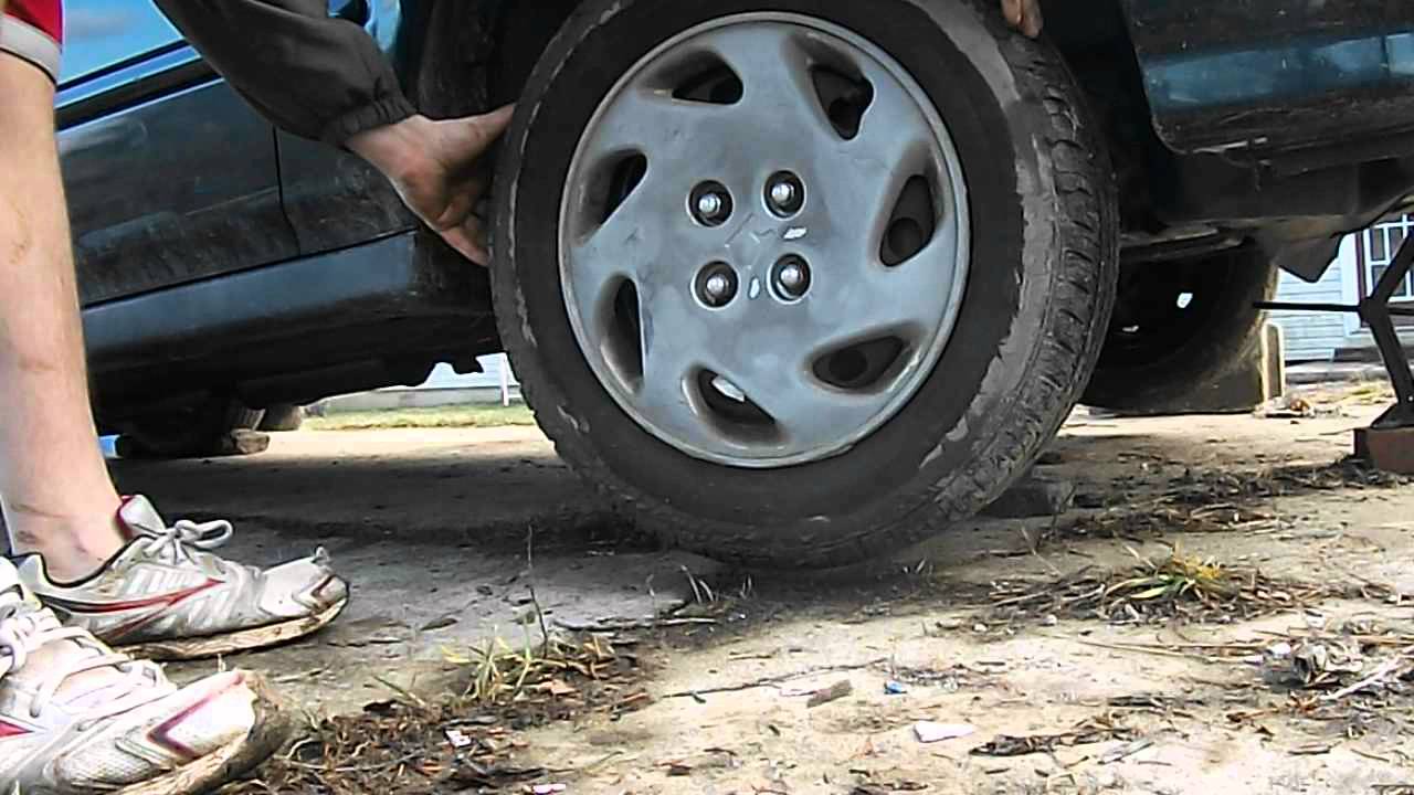 98 99 00 01 02 Honda Civic Bad Tie Rods DIAGNOSE Inner and Outer YouTube