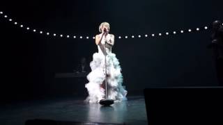 Video thumbnail of "Patricia Kaas - Non, je ne regrette rien (Paris, France) [02.03.2013]"