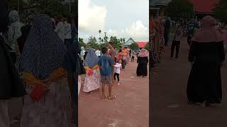 Penonton Jaranan Buto Diaimasi shorts