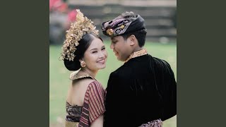 HARI YANG KU TUNGGU (Live)