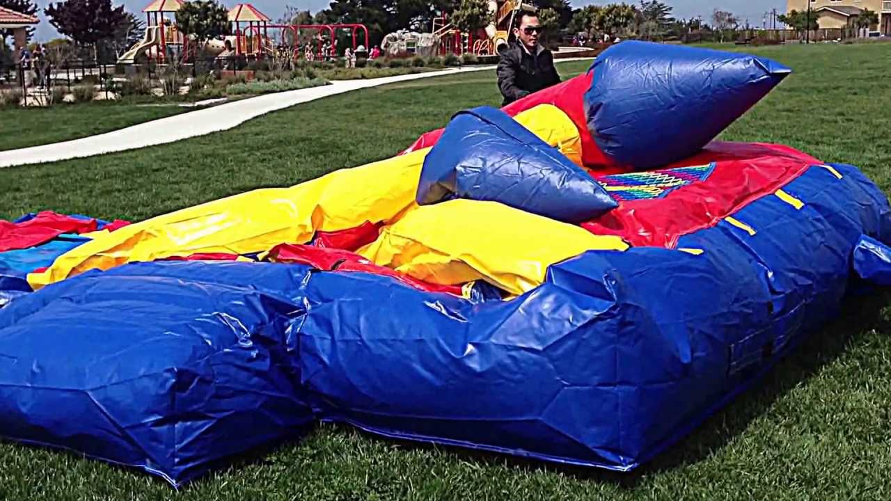 Ribbit Ribbit Fun Jumps: First Bounce House Goes Up!