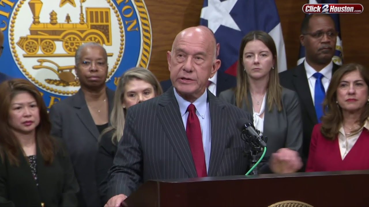 Houston Mayor John Whitmire unveils city’s budget proposal