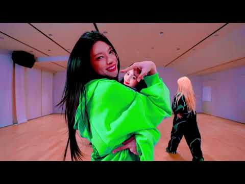 LE SSERAFIM 르세라핌 x ILLIT 아일릿 x KATSEYE 캣츠아이 'ICONIC BY MISTAKE' Dance Practice