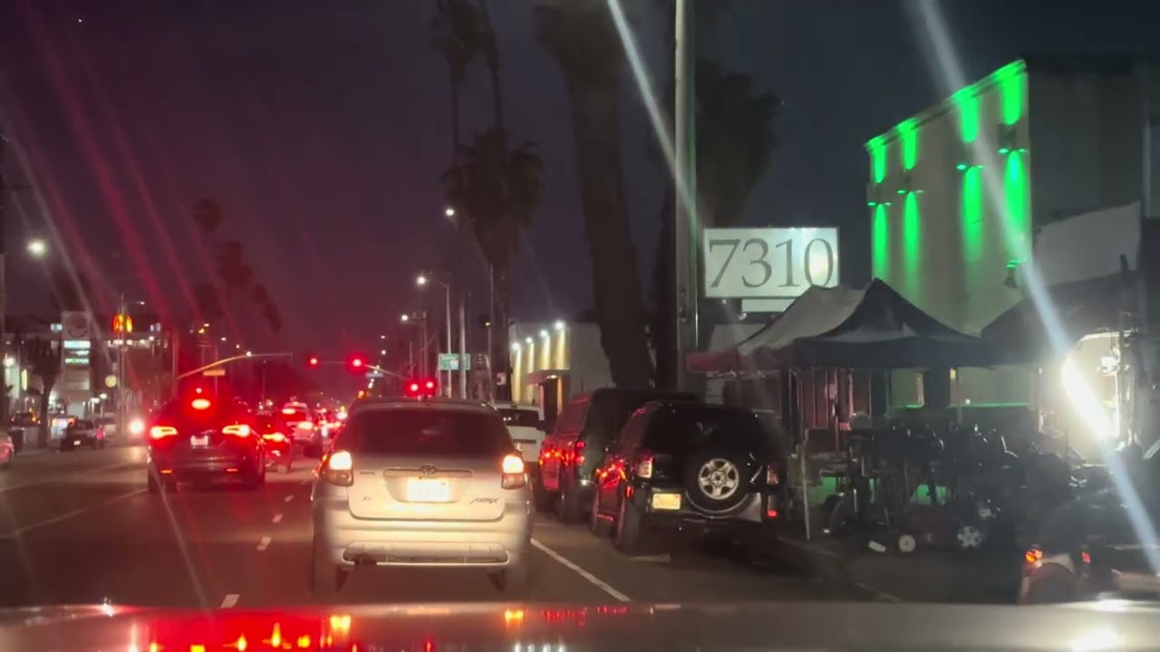 Aquí en 110 freeway 🛣️ norte por primera vez de noche 