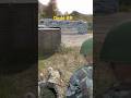 no dayz eu estava toda errada com a arma nas costa￼🔫