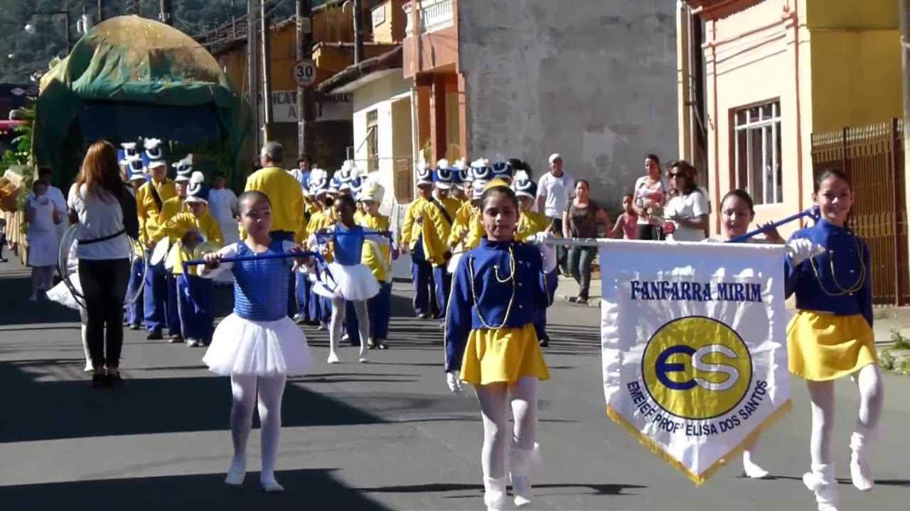 Desfile Cívico no dia do aniversário de Apiaí (Foto Reprodução/ YouTube)