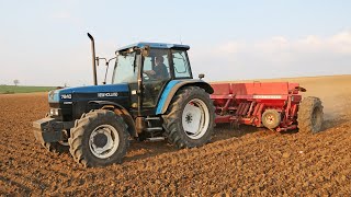 New Holland 7840 And 4M Mf 30 Drilling Beans From The Farming With Ford Dvds Clic Machinery