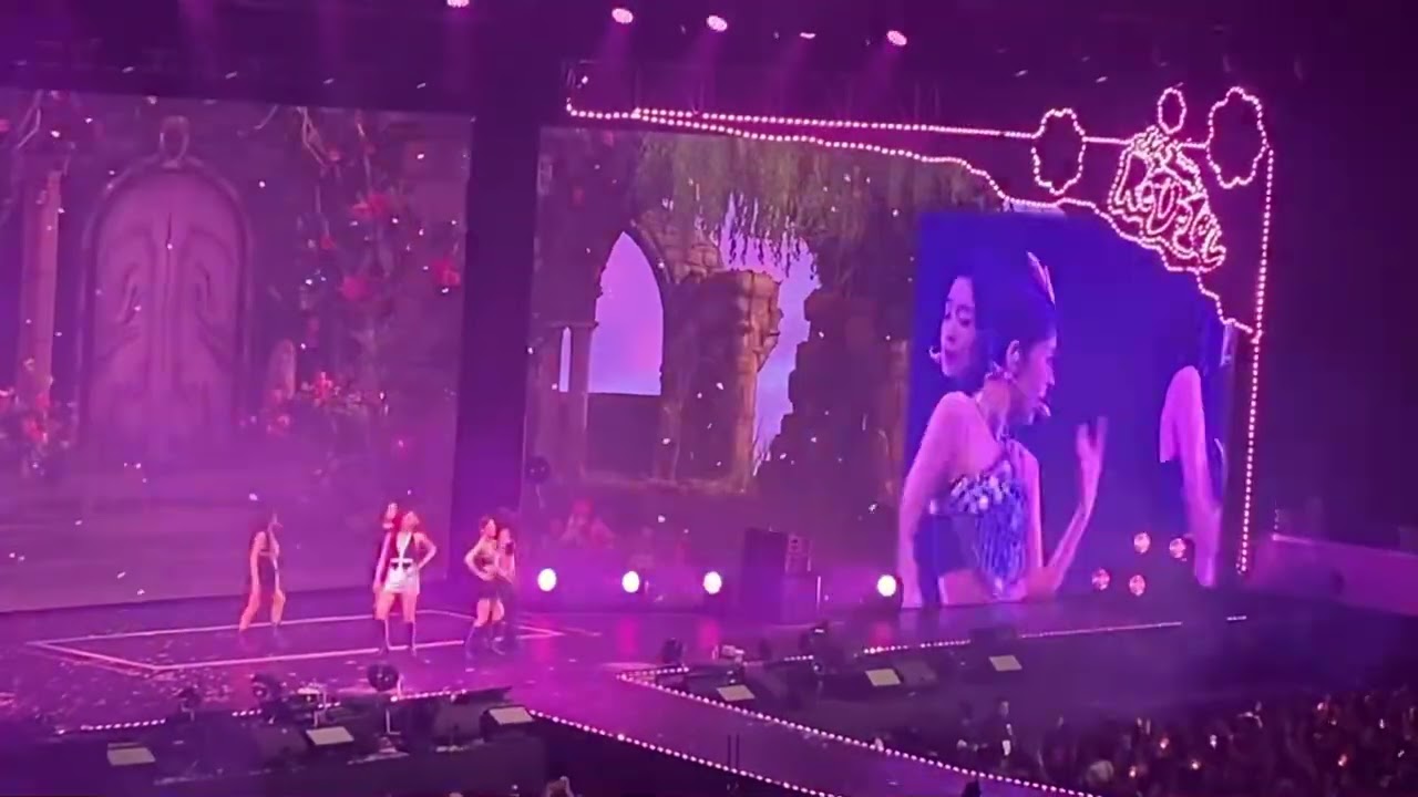 Cosmic - Red Velvet LIVE in Manila (2024)