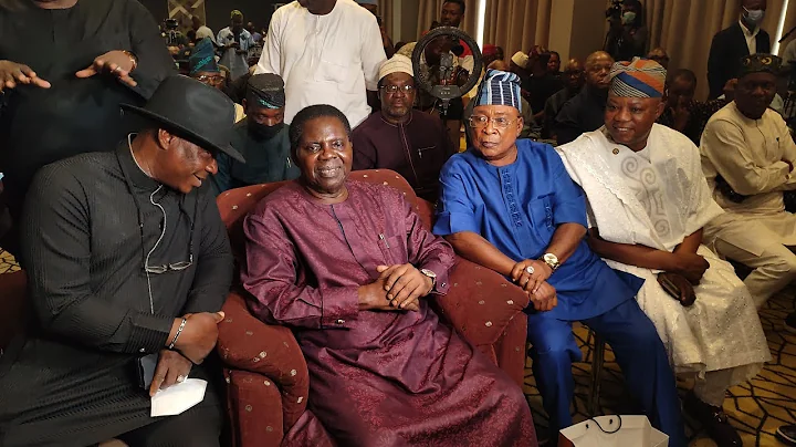 SO AMAZING! MALAIKA, SULE ATAWEWE, REMI ALUKO OTHERS SINGS LIKE LATE AYINDE SIKIRU BARRISTER