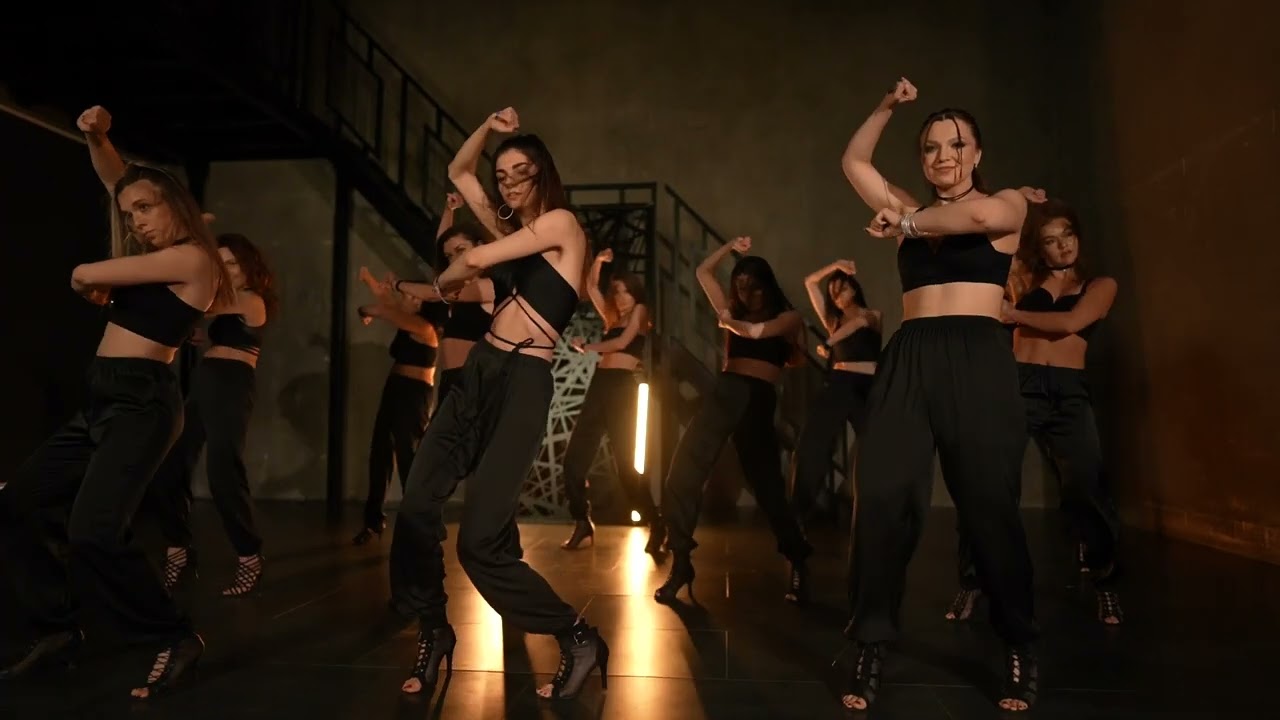 Envolver Anitta_ dance choreography | Filmed by @Pro.Elements