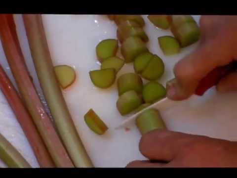 Video: Paano Gumawa Ng Sarsa Ng Rhubarb Barbecue