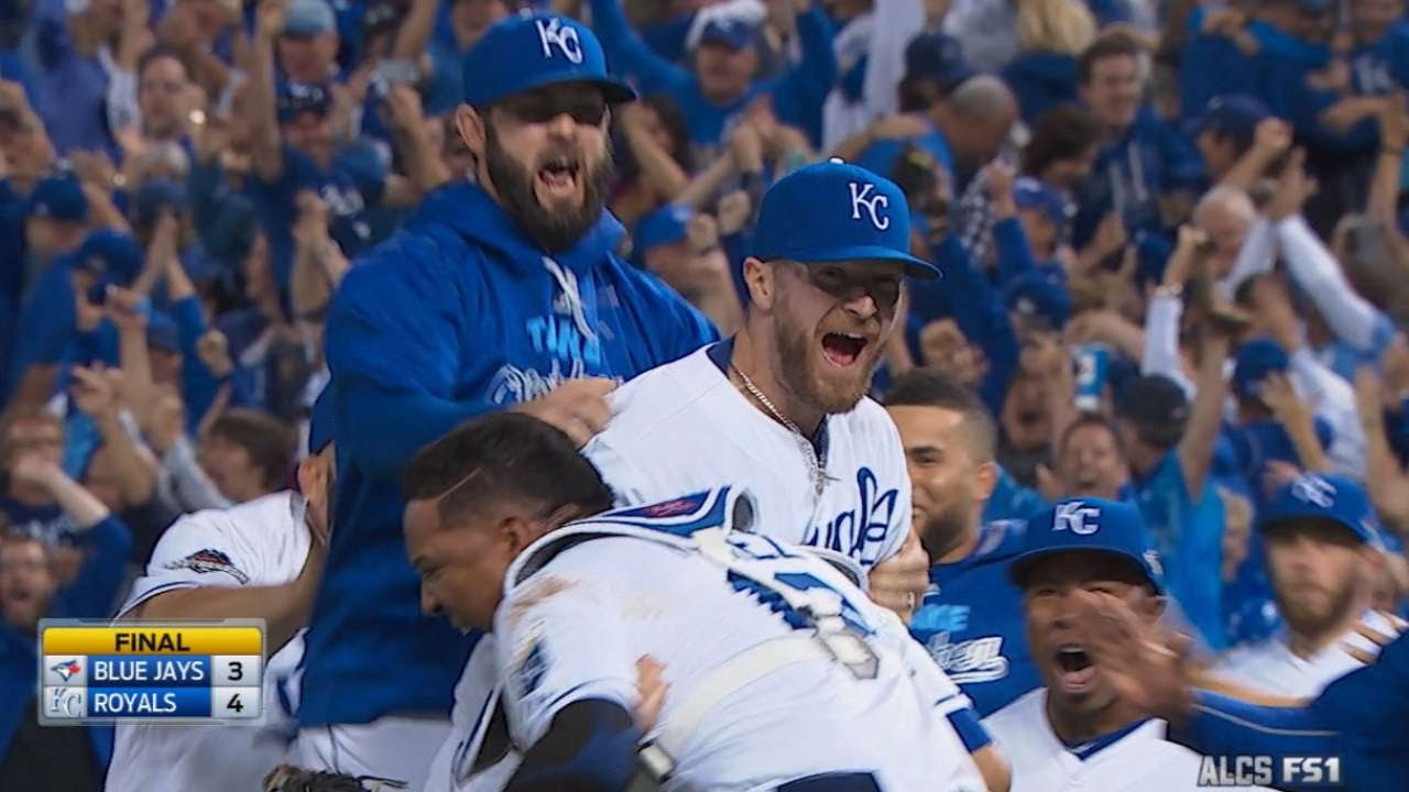 ALCS Gm6: Davis' performance sends Royals to WS 