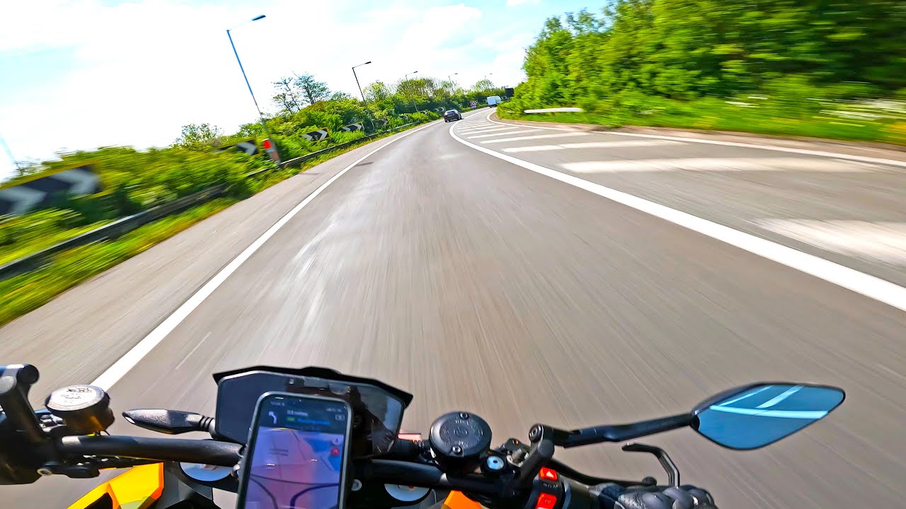 V-TWIN SOUND FROM KTM SUPER DUKE 1290 R WITH Austin Racing V3 150MM ...