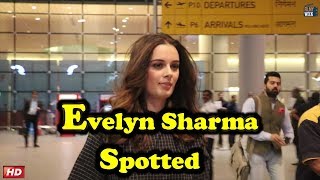 Evelyn Sharma Spotted At Airport