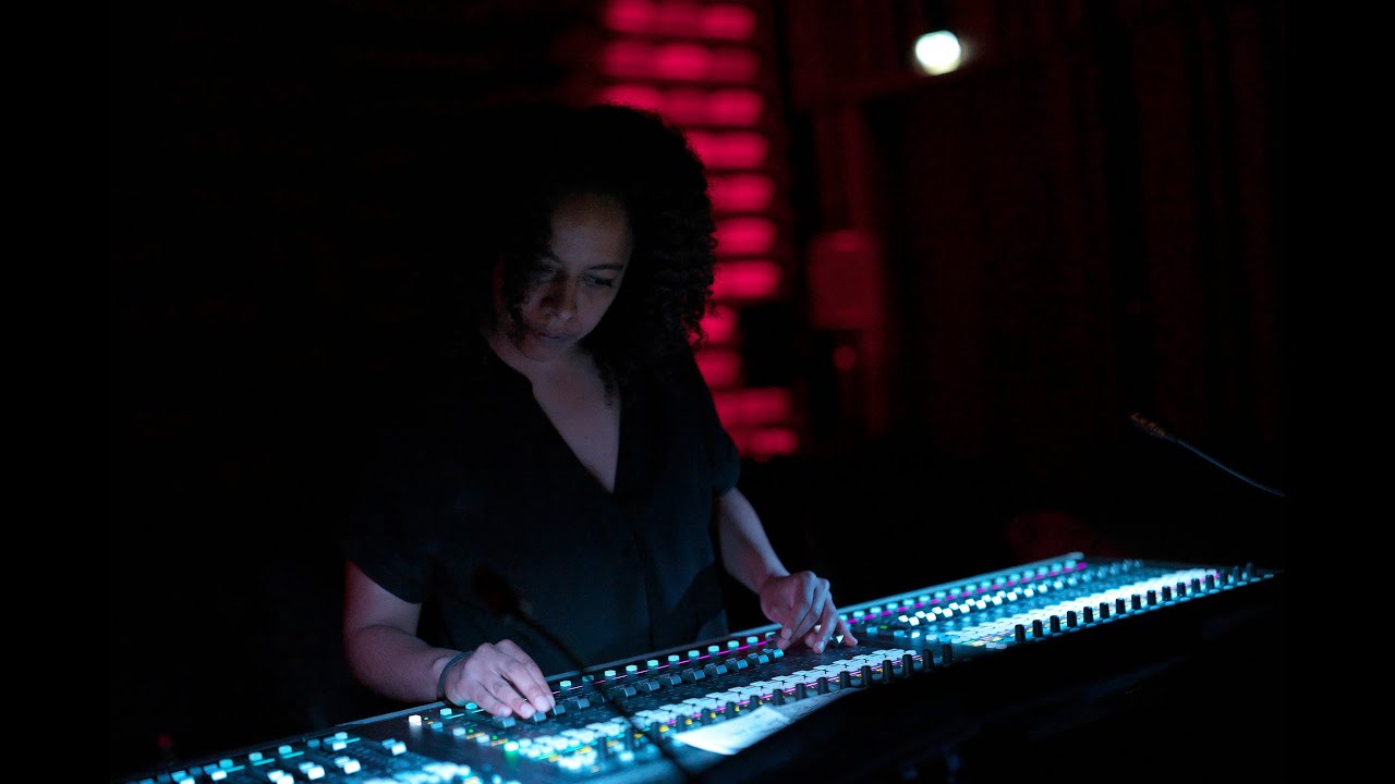 Jessica EKOMANE_Manifolds_FOCUS 2022