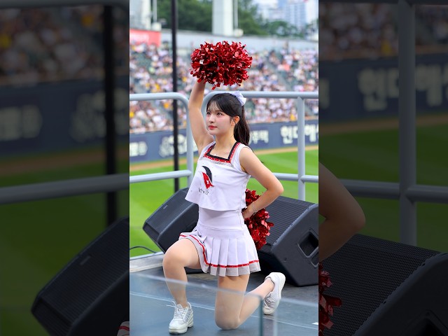 단장님이 장난쳐서 뿌엥 가영 됨 ㅋㅋ '투혼가' 권가영 치어리더 #권가영 #KwonGaYoung #권가영치어리더 #KTwiz #치어리더 #cheerleader #직캠 #shorts