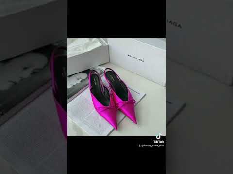 Balenciaga Màu Hồng - Sục Balenciaga siêu hot lên chân cực chất size 38 fullbox màu hồng