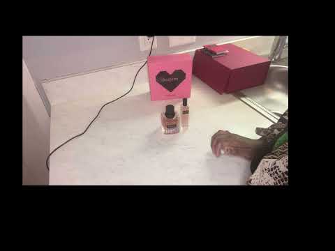 Unboxing BORN IN ROMA DONNA GIFT SET - 50ML AND 15ML