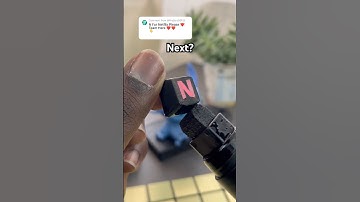 Drawing N for Netflix but on my keyboard! Custom keyboard!