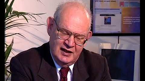 Benoît Mandelbrot - Caltech (23/144)