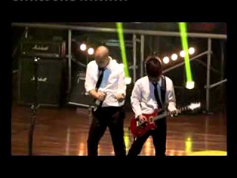 Triad - Istimewa