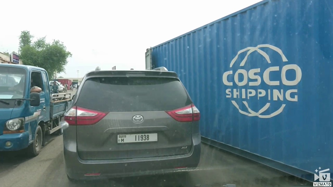 Used auto parts market. Sharjah industrial area 3