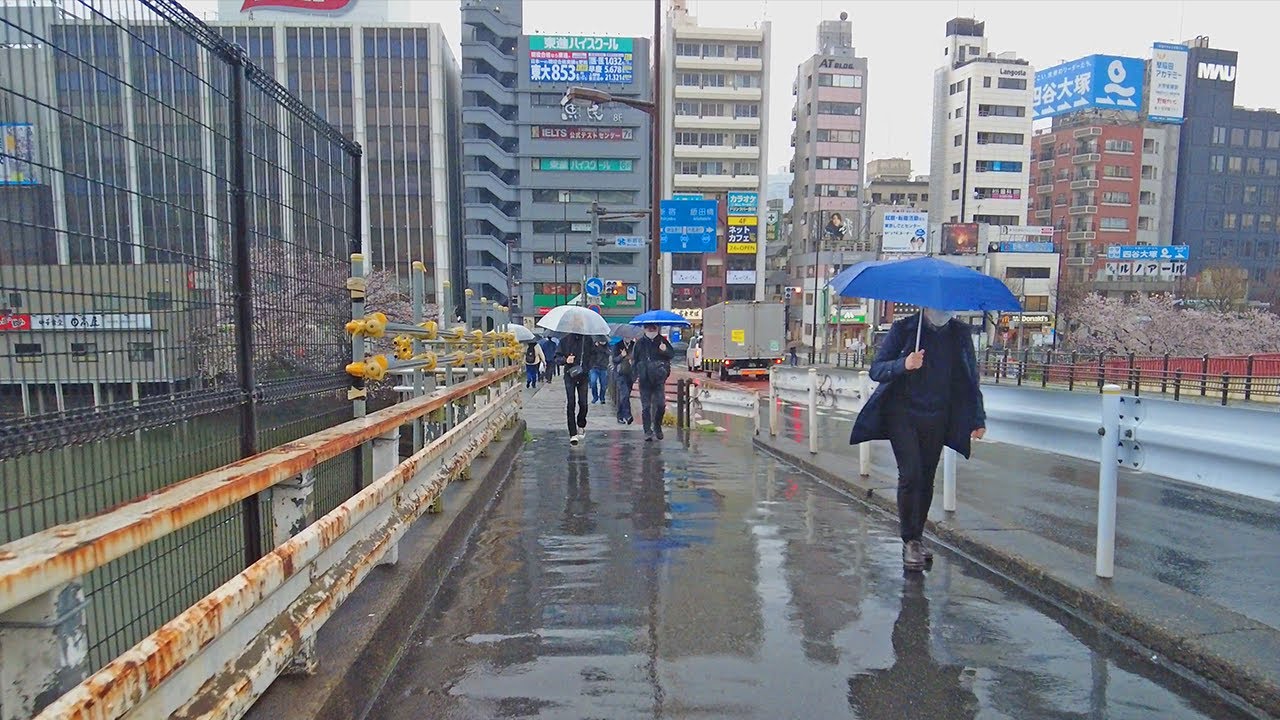 Прогулка по Токио в дождливый полдень: Место назначения Олимпийский стадион - Ambience ASMR 4K