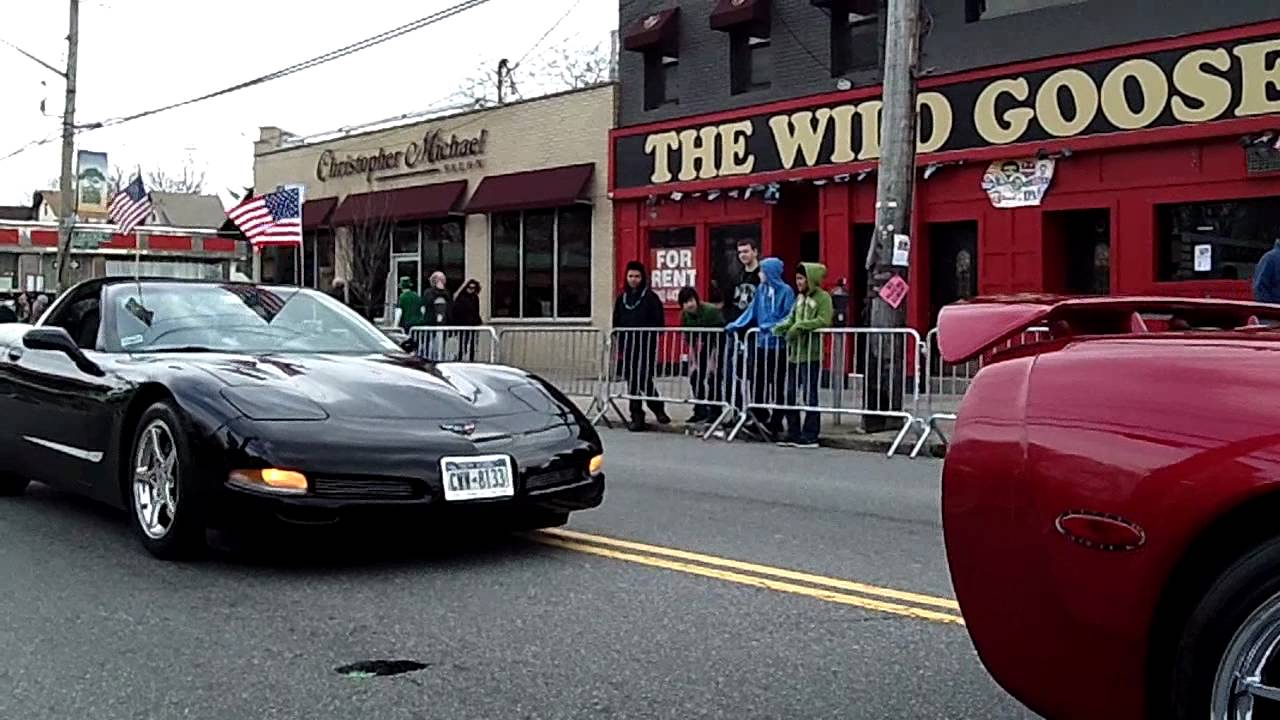 St.Patrick's Parade~Staten Island~2012~Corvettes Roll~ NYCParadelife - YouTube