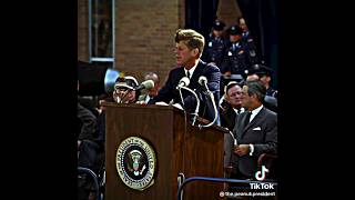 Do Not Pray For Easy S Pray To Be Stronger Man Jfk shorts president