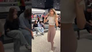 The Art Of Seduction Alina Krylova Explained