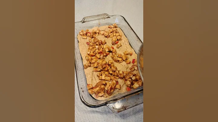 Apple Spice Coffee Cake #coffeecakerecipe #applepie #dessert #sugar  #comfortfood #chocolatecake