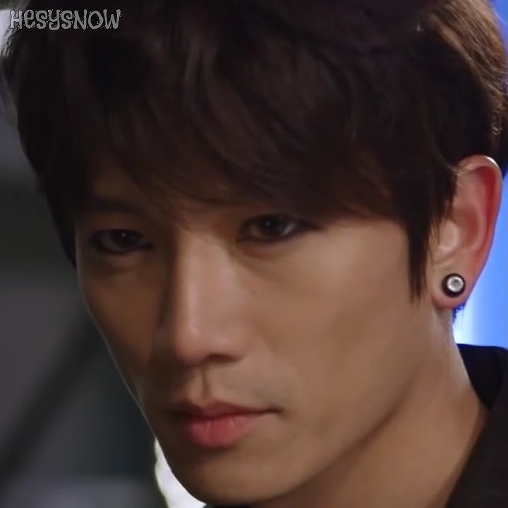 Kill me Heal me//Welcome to my darkside