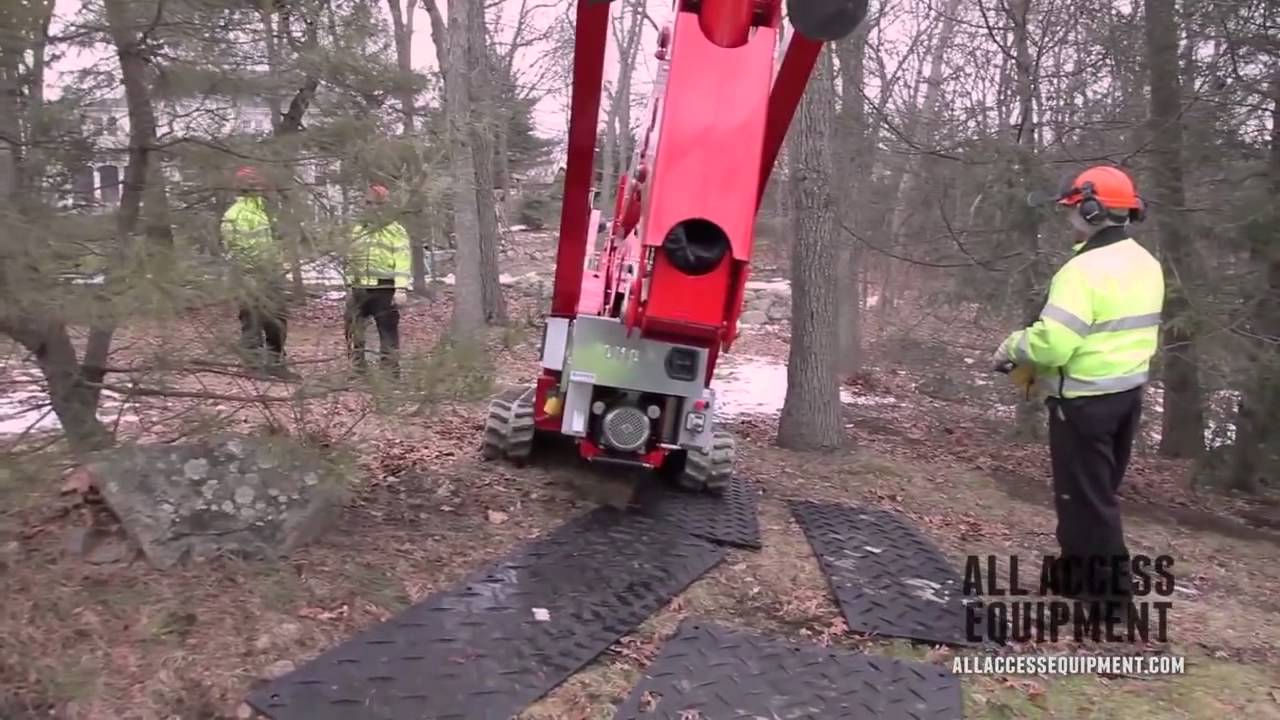 Crawler 78 Backyard Access Aerial Lift