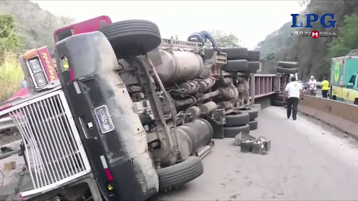 Rastra volcó en carretera Los Chorros