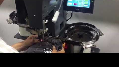Richpeace Automatic Button Attaching/Riveting Machine