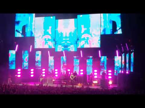 Placebo - Shout